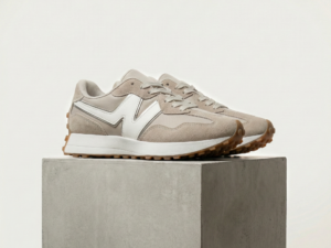 Sneakers Estilo 70s – Modelo «Track» Beige/Nude